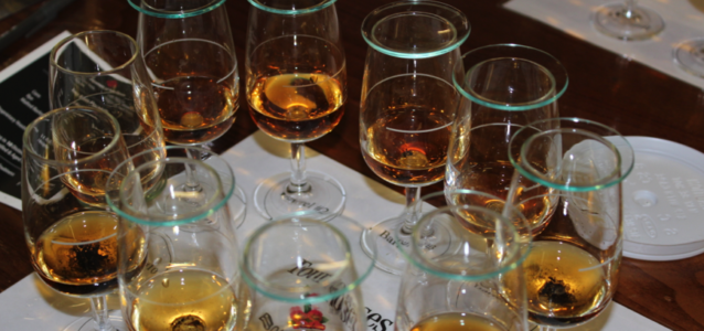 Sampling all 10 unique recipes of Four Roses Bourbon Whiskey