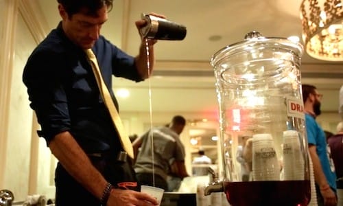 Jake bliven Bartender drinks