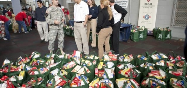 Fort Hood Receives Holiday Cheer From Beam Global Spirits & Wine and Operation Homefront