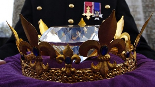 The Queen’s Diamond Jubilee Cocktails with Gin