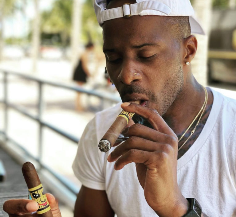 NFL Legend Ike Taylor to Appear on our Cigar Saturday with 1OFAHKINE
