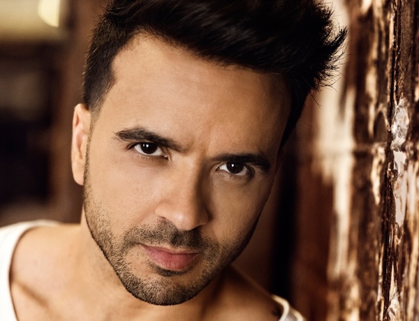 Luis Fonsi Kentucky Derby